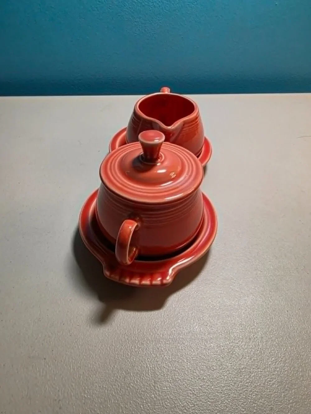 ☕ Fiesta Ceramic Sugar Bowl and Creamer Set with Figure 8 Tray (Persimmon)